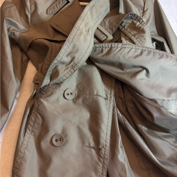 Cato Green Raincoat- Size Small - Picture 4 of 4